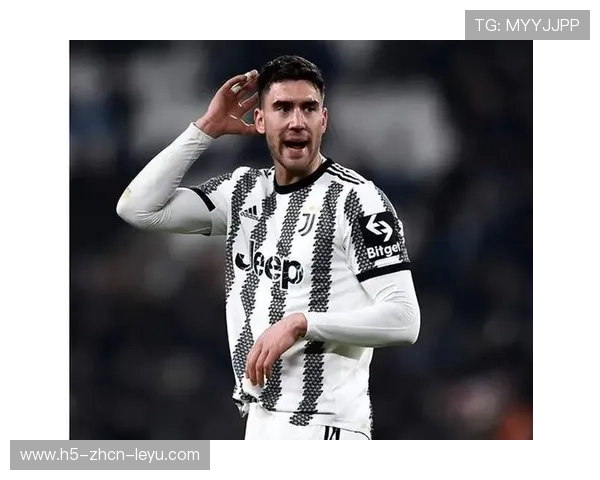 尤文基耶萨转身完全闪开角度爆射成功：无与伦比的技术与爆发力